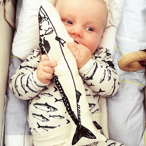 Baby Onesie Pajama with Fishies - Picture 2 of 6